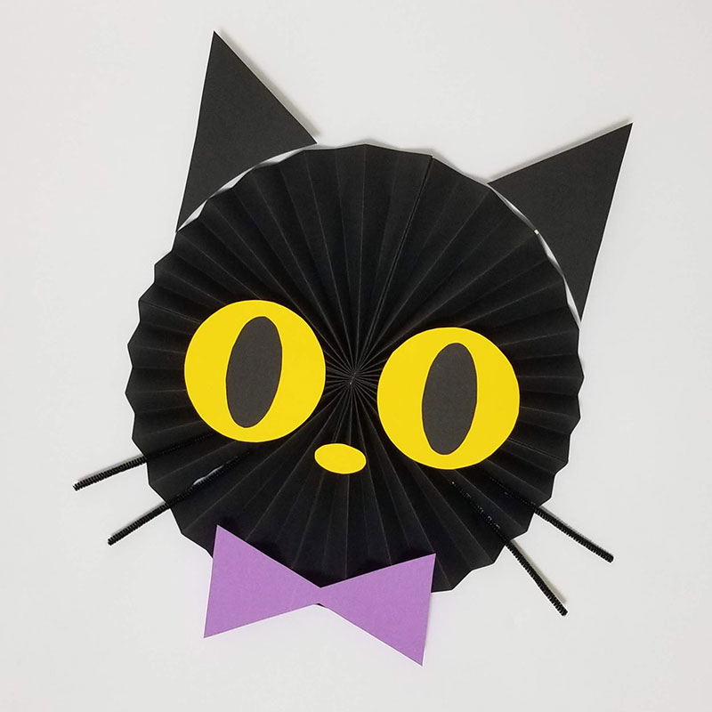 クロネコのペーパーファン|ハロウィン飾り・壁面装飾