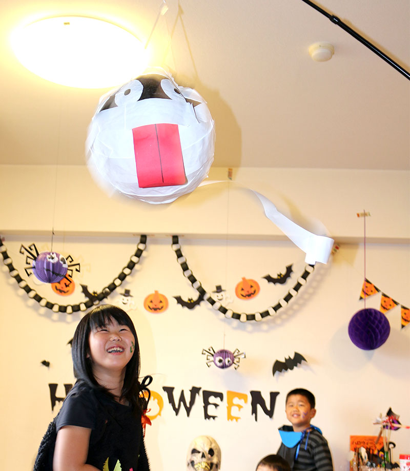 お菓子を使ったゲームで盛り上がろう!ピニャータ